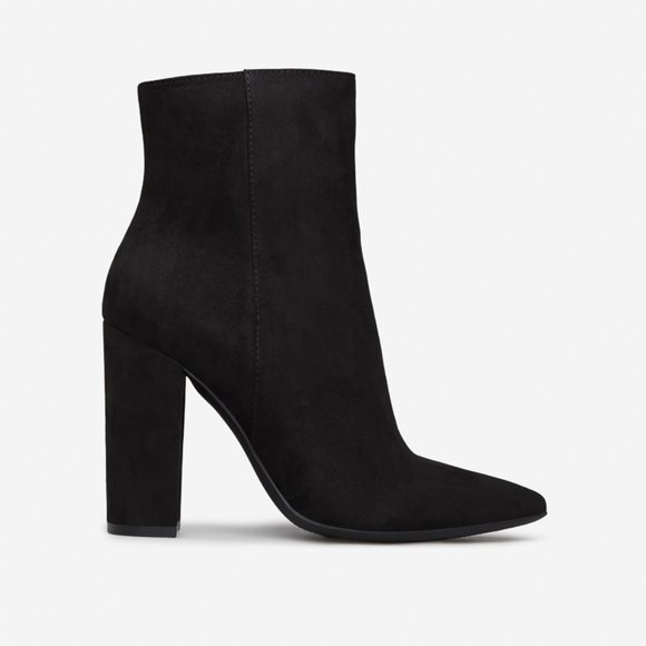 Minda Block Black Suede Heel Bootie Size 7 - Picture 2 of 10